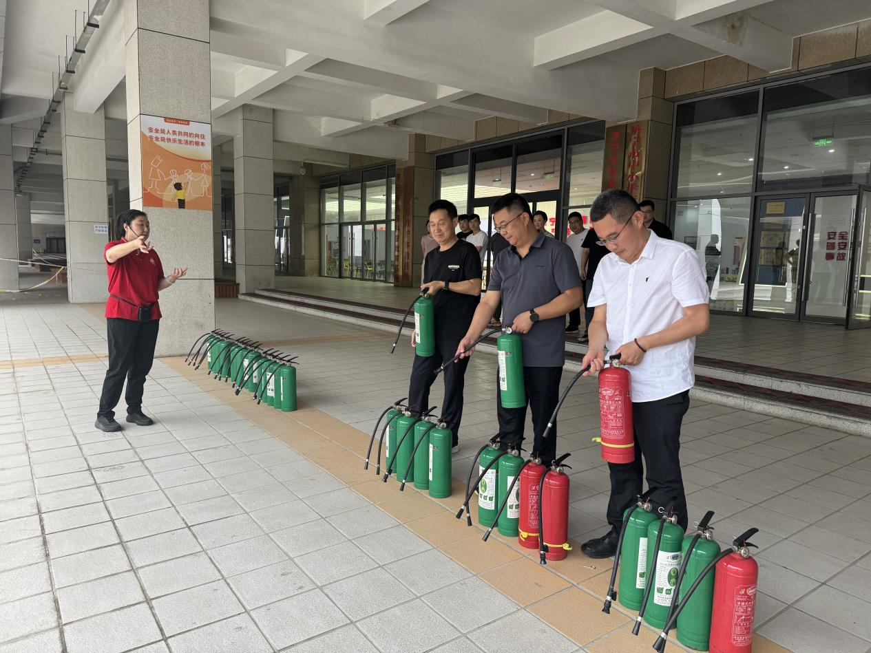 鸿翔设计院组织开展 “2025年度安全月应急安全培训”活动